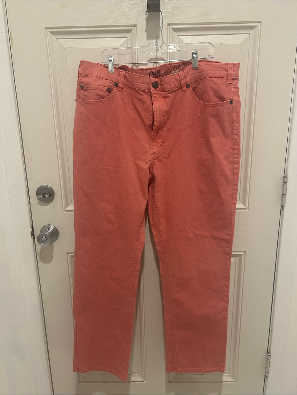 Men's Coral Straight-Fit Jeans by True Nation